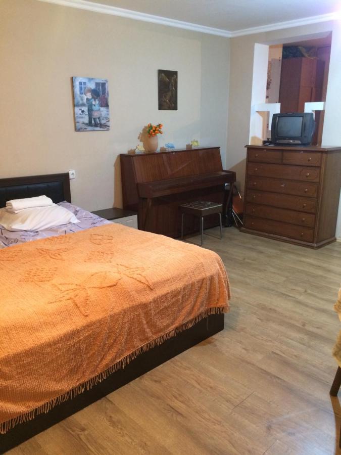 Cozy, Warm & Cheap Lägenhet Tbilisi Exteriör bild